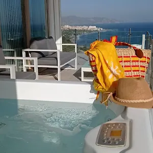 Martalia Nerja Apartament